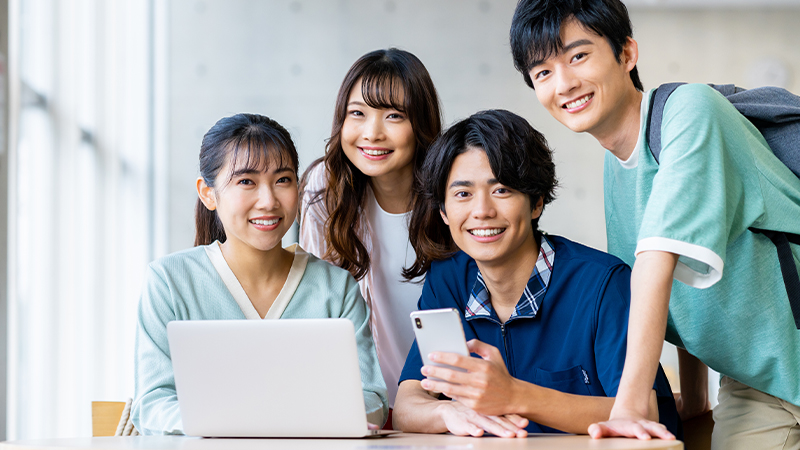 自立と安定した生活を支援します。